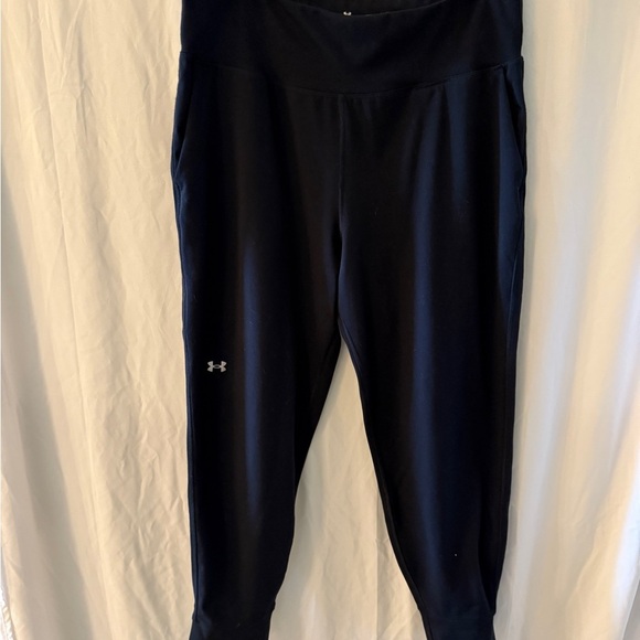 Under Armour Pants - Under Armour Black loose fitting pants
